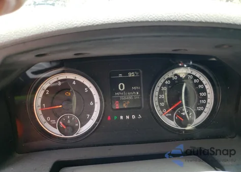 2015 Ram 1500 St z USA, uszkodzony, nr VIN 1C6RR7KT8FS703928